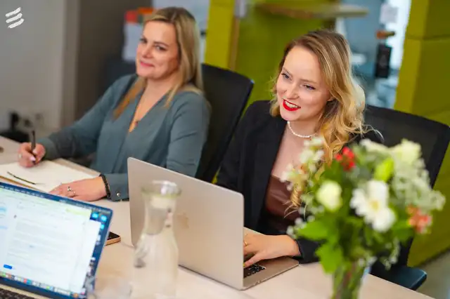 °Amazing Places  preview-1