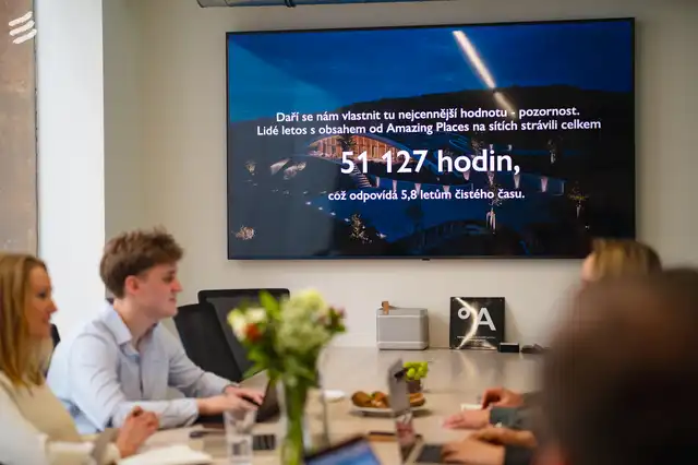 °Amazing Places  preview-2